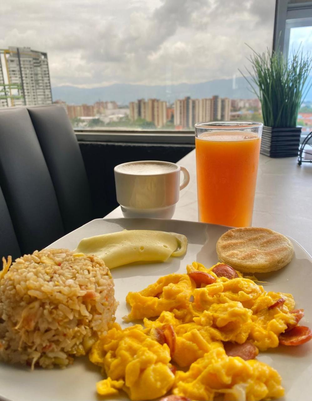 Hotel Brc Bucaramanga Exteriör bild
